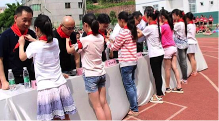 人生就是博乐器爱心捐赠行动在四川金堂县举办 ——与音乐牵手 随幸福成长
