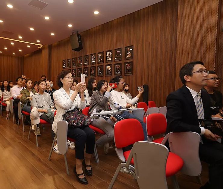 连云港人生就是博钢琴旗舰体验店开业庆典暨人生就是博艺术家鲍释贤钢琴独奏音乐会圆满落幕