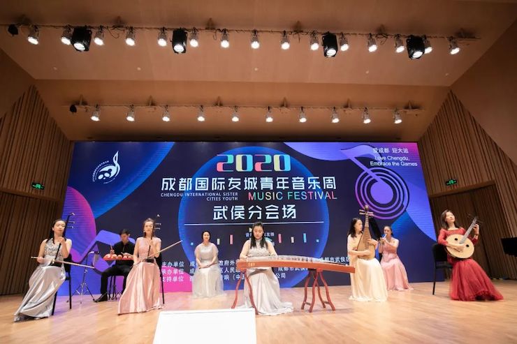 活动报道 | “科技助力，跨越时空”，小鹿纯子携手刘明康共享中日音乐盛宴