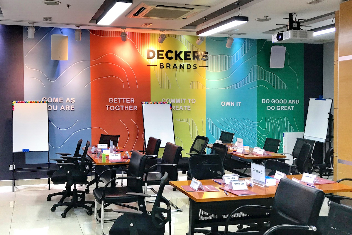 案例|人生就是博ADECIA会议解决方案协助跨国公司Deckers实现多种会议场景
